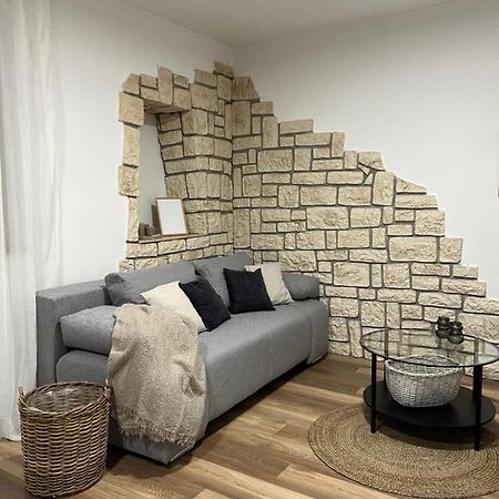 Cinderella Apartment With Free Parking Pula Exterior foto